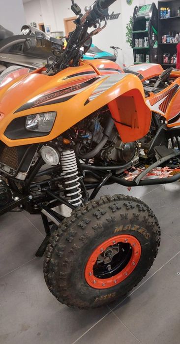 Moto quatro kawasaki ksv 700