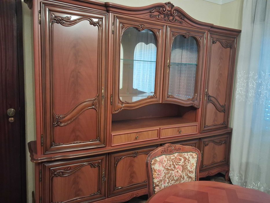 sala de jantar de luxo em cerejeira - estado impecável (como novo)