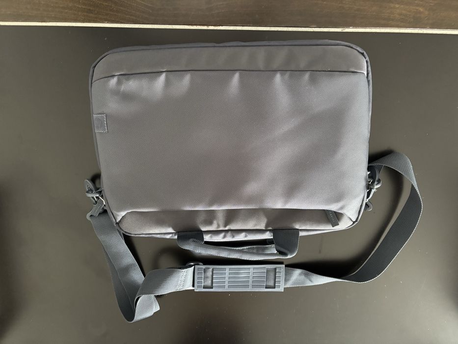 Mala/bolsa HP para portátil 14” / 15,6” — Azul escuro