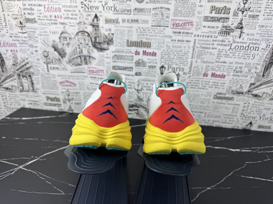 Оригінал Розмір 44 Кросівки Hoka One One Rincon 3 Взуття