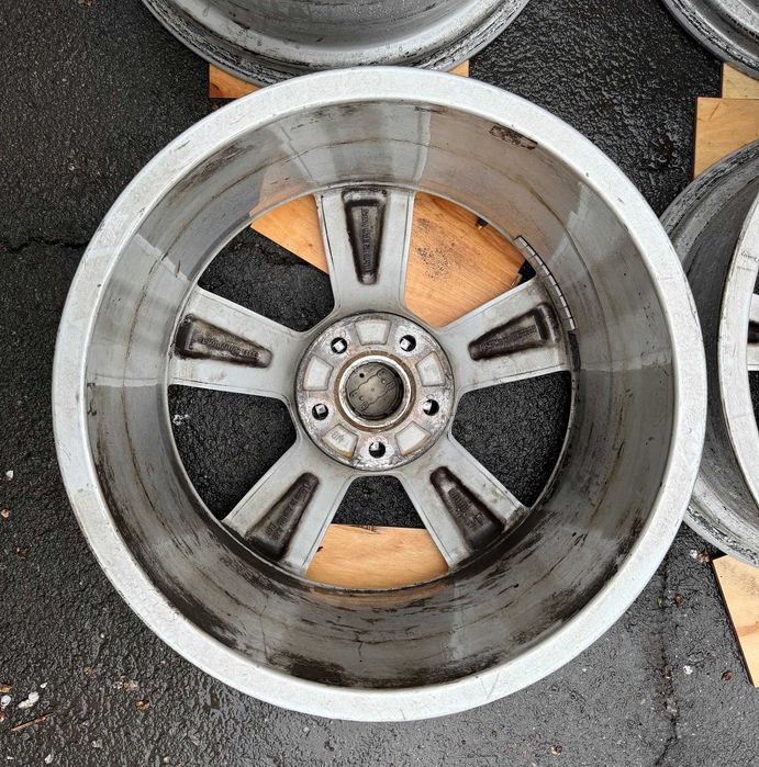 Диски R18 5x112 DIA 66,5mm 8J ET26. Audi A4 Allroad B8 8K0601025BM