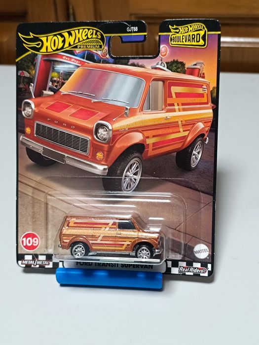 Hot Wheels Ford Transit Supervan