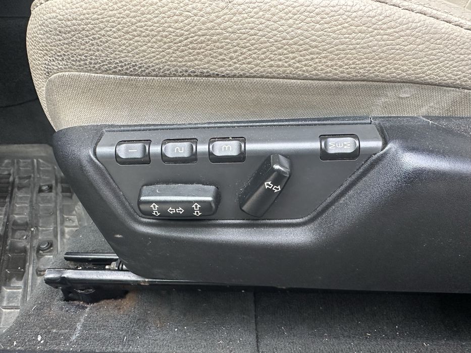 Volvo XC90, 2.4, 7місць, 2008 рік.