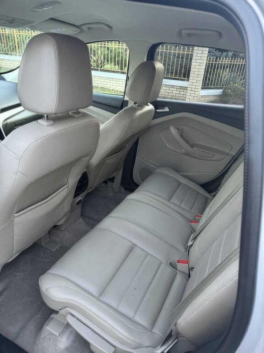 Ford Escape SE      2013