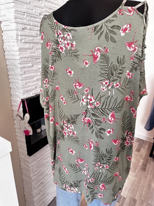 Nowa piekna bluzka kobieca flamingi kwiaty plus size 52 54 Wiskoza