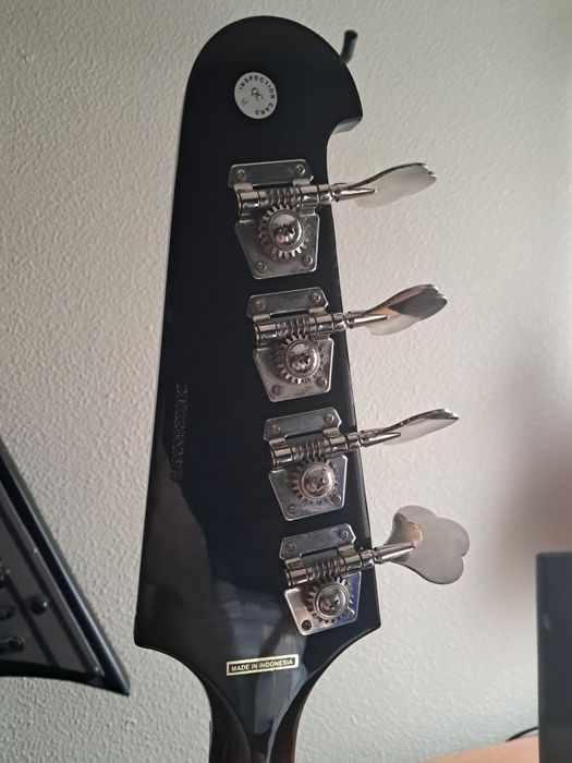 Baixo epiphone thunderbird 60s classic