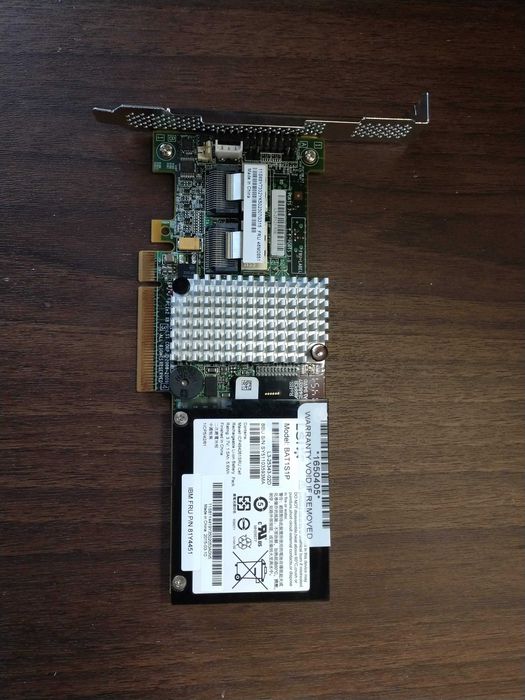 SAS/SATA Raid контроллер IBM M5015 без батареи . 512mb.