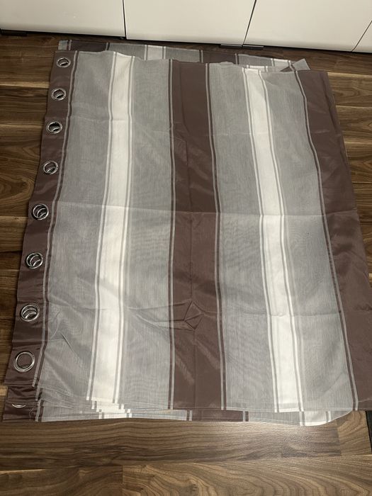 Zasłony na kółkach 4 szt pasy brązowe 140x245