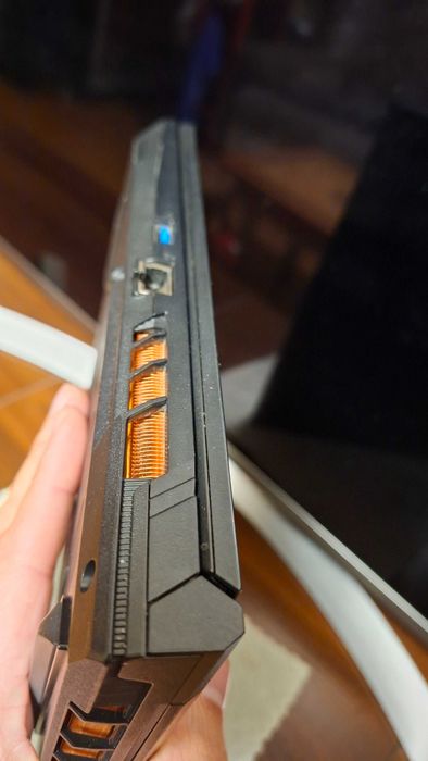 Dream Machines 15  i7 13620H 32 1TB RTX 4050