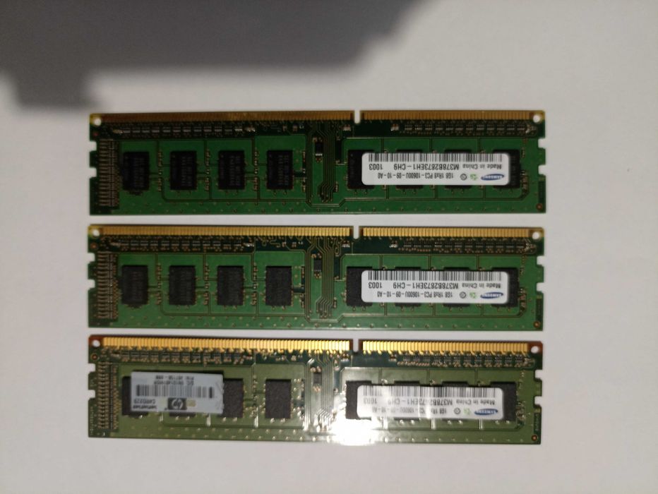Оперативна пам'ять DDR3 1GB Samsung (3 шт.)