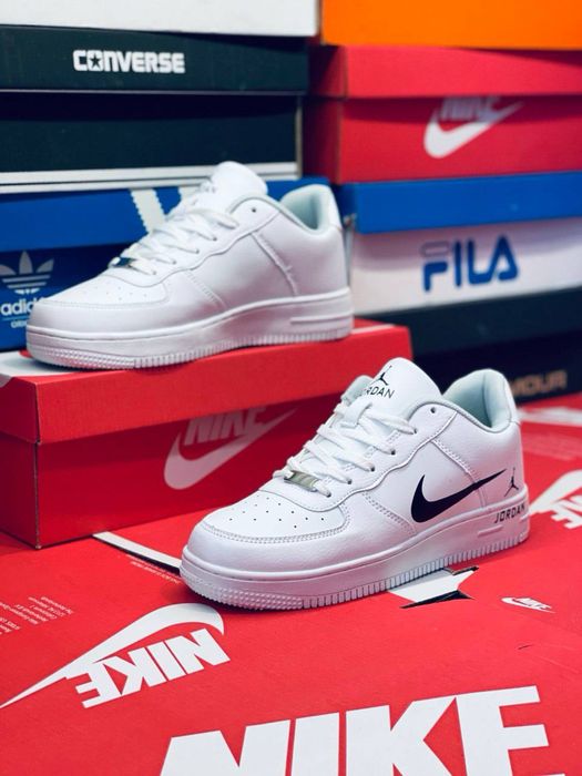 Nike Air Force Af1 белые кроссовки натуральная кожа красовки найк