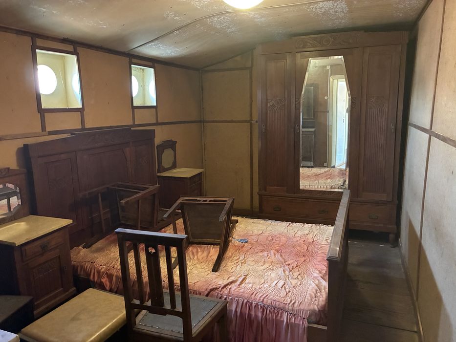Ofereço moveis sala quarto completos maple
