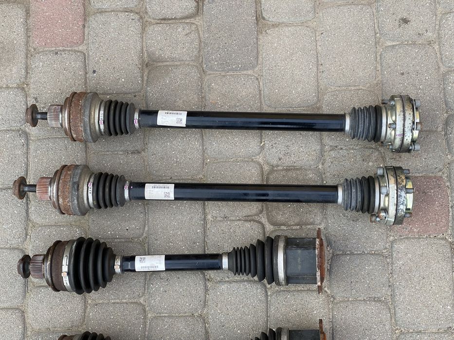 Піввісь напіввісь полуось audi q7 4m q8 перід зад ліва права