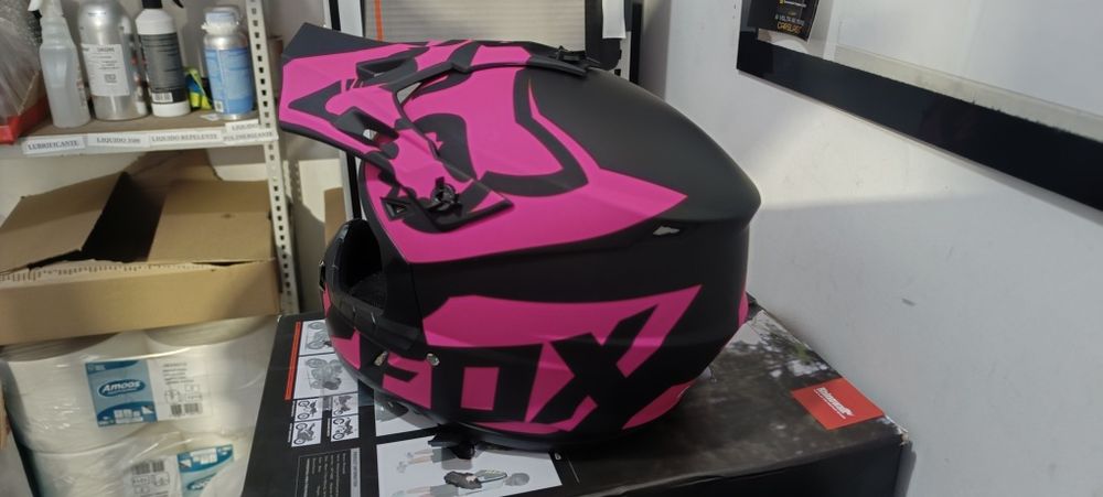 Capacete fox com oculos