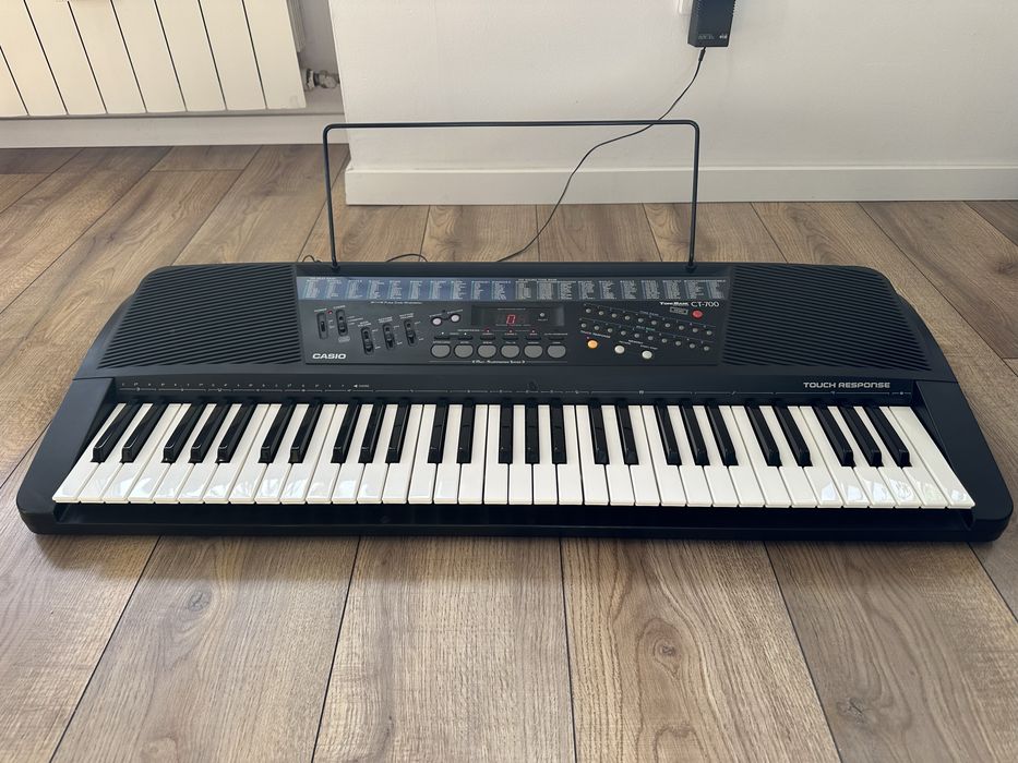 Keyboard Casio CT-700
