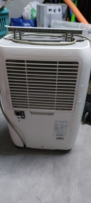 Desumidificador Beken digital 20L Como novo