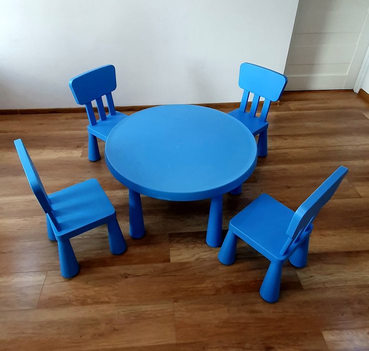 Stolik i 4 krzesła mamut ikea