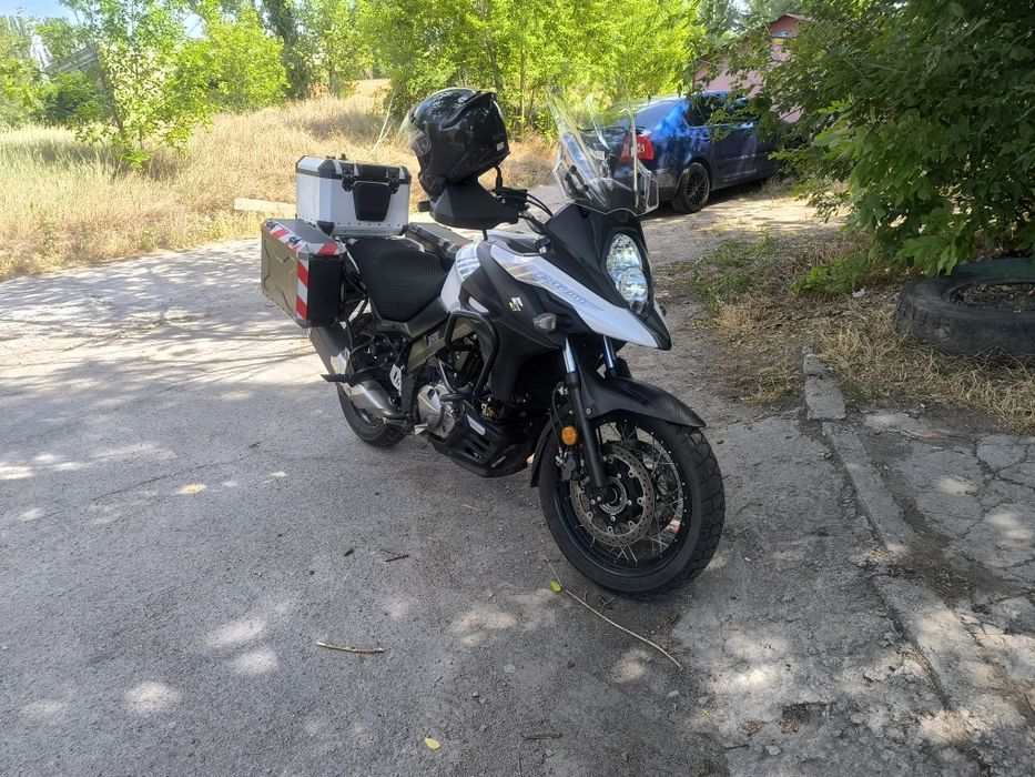 Suzuki  V  Strom