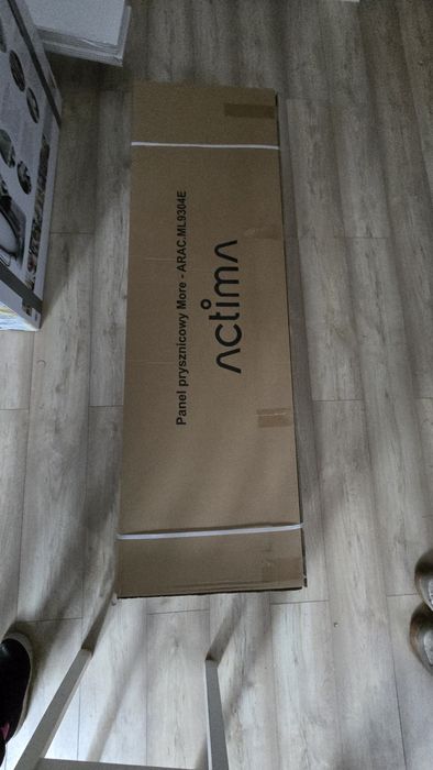 Panel prysznicowy More