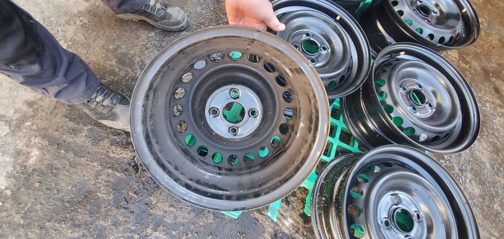 Диски 4 100 R14 Hyundai Atos, I-10, Santro, Daihatsu Sirion Hi-Max 5,5J ET42