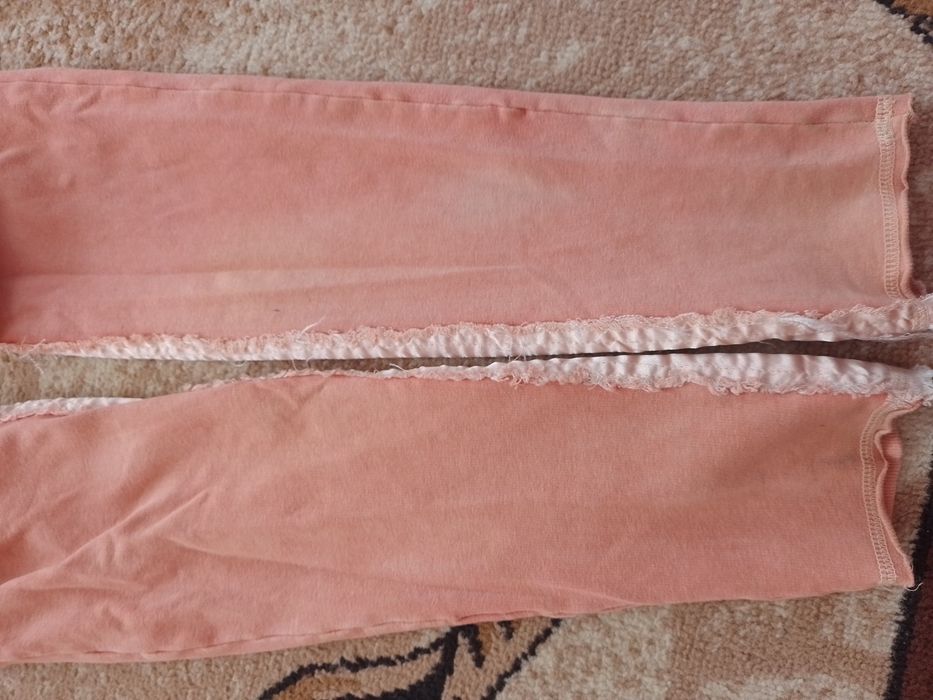 Bluza z naszywanymi kwiatami Vila M