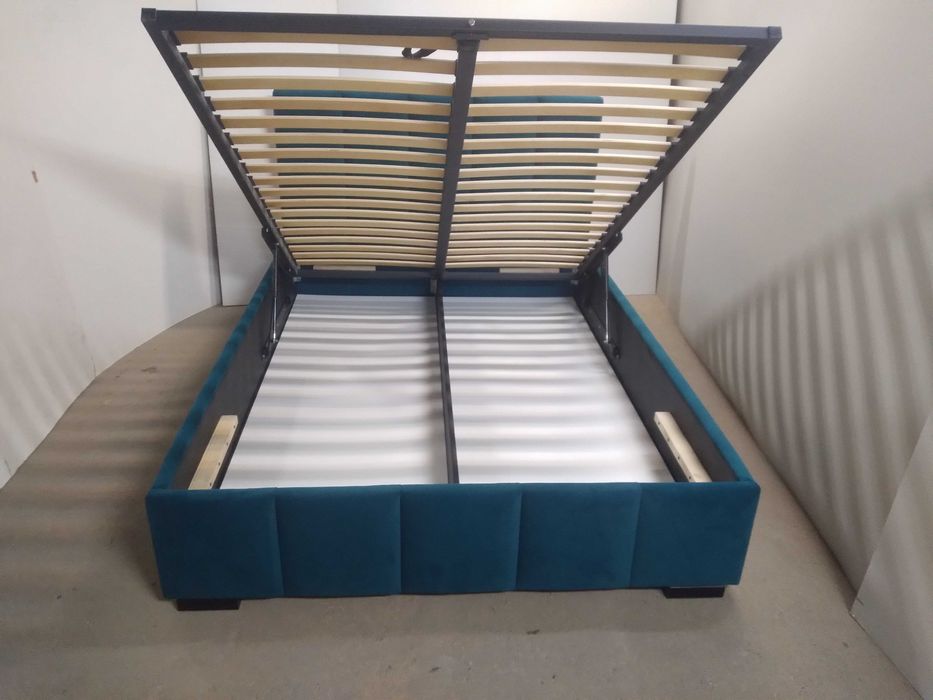 PRODUCENT OKAZJA Łóżko Tapicerowane stelaż metalowy pojemnik w cenie