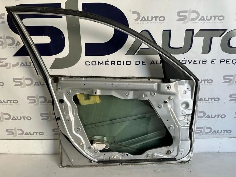 Porta Frente Direita / Esquerda - Mazda 3