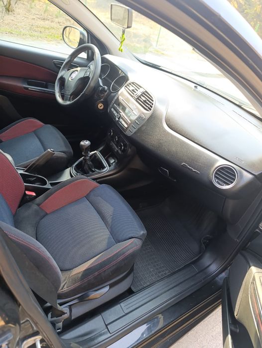 Fiat bravo II ,2008 rok , 202 tys km , 1.4  benzyna