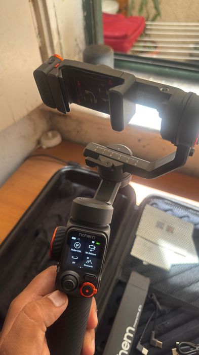 Hohem iSteady M7 AI Tracking Smartphone Gimbal