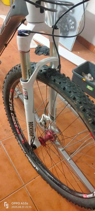 Bicicleta Cube suspensão total tamanho M