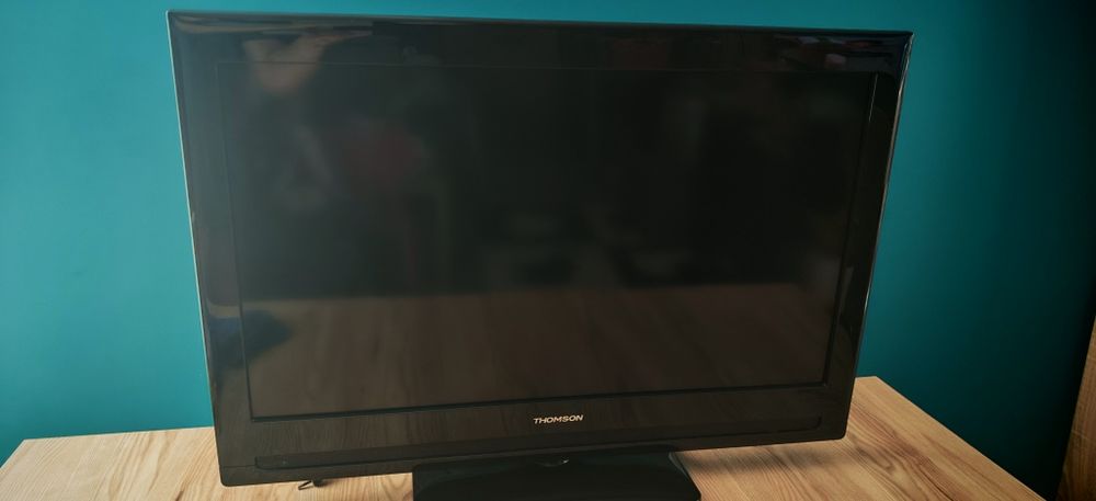 Telewizor THOMSON 32HS2246C
