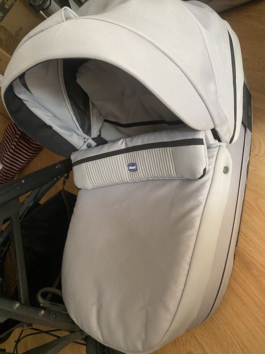 Trio Chicco (carrinho+alcofa+cadeira auto)