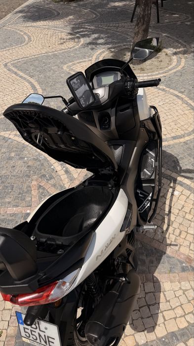 Nmax muito nova