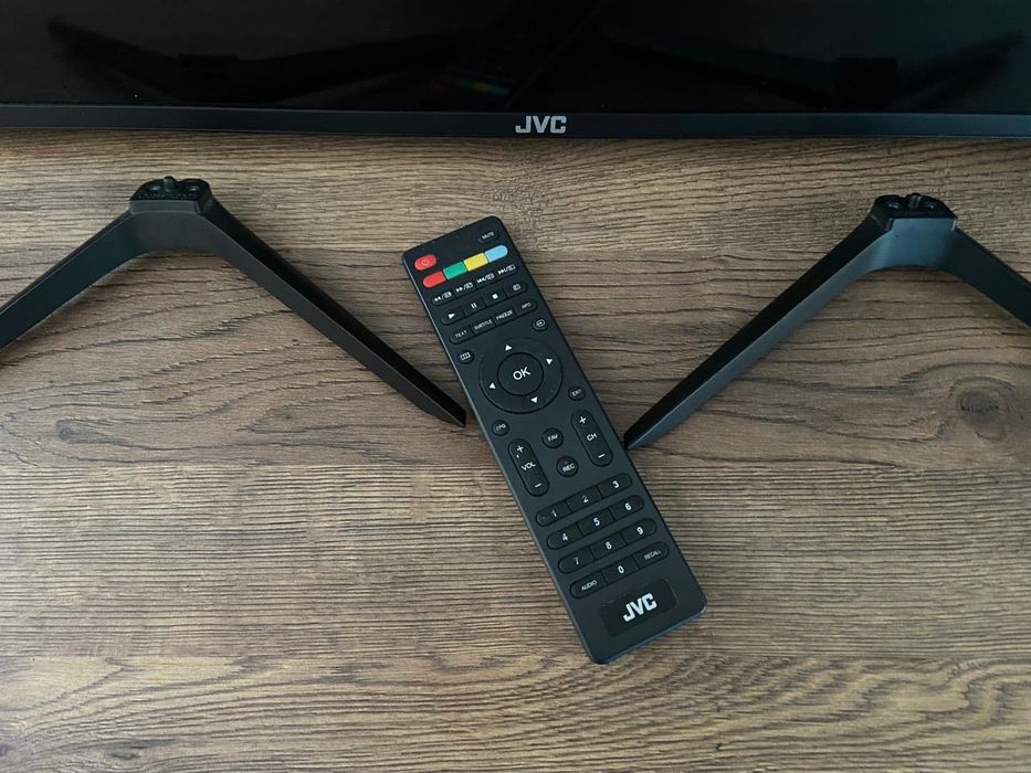 Телевизор JVC 40