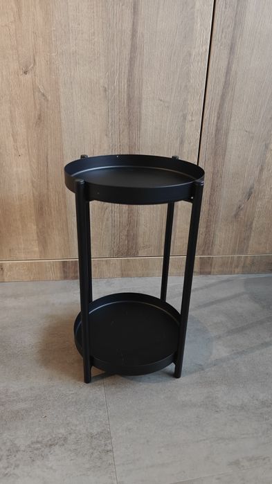 Stojak na doniczki czarny (kwietnik) - model Ikea Olivblad