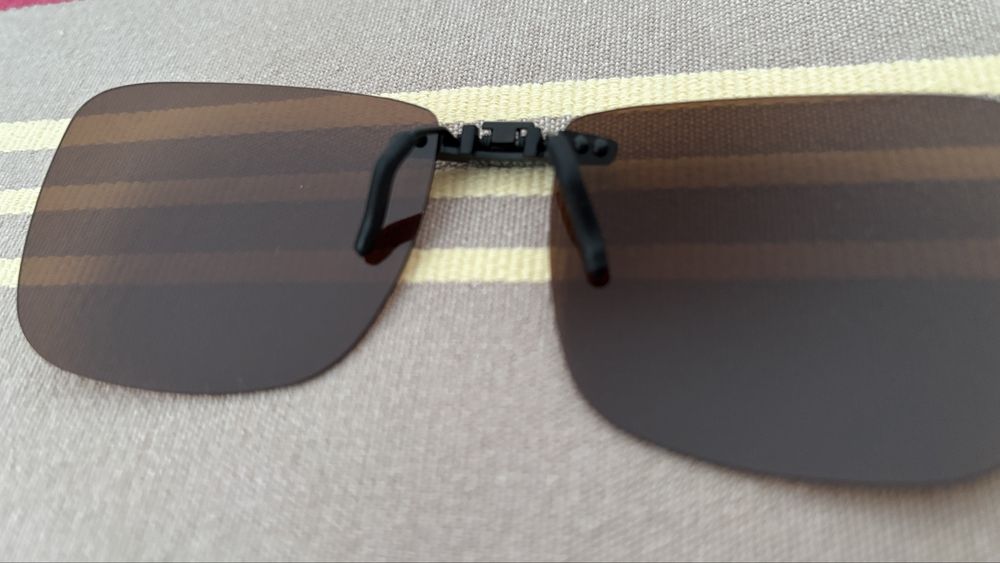 Clip solar polarizado64729684528513121