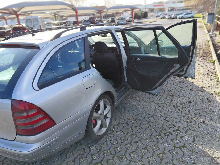 Vendo Carrina Mercedes C200 CDI em Optimo Estado