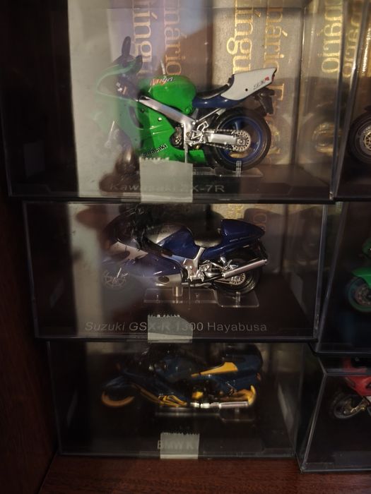 Coleção Motos 1:18 - 36 miniaturas