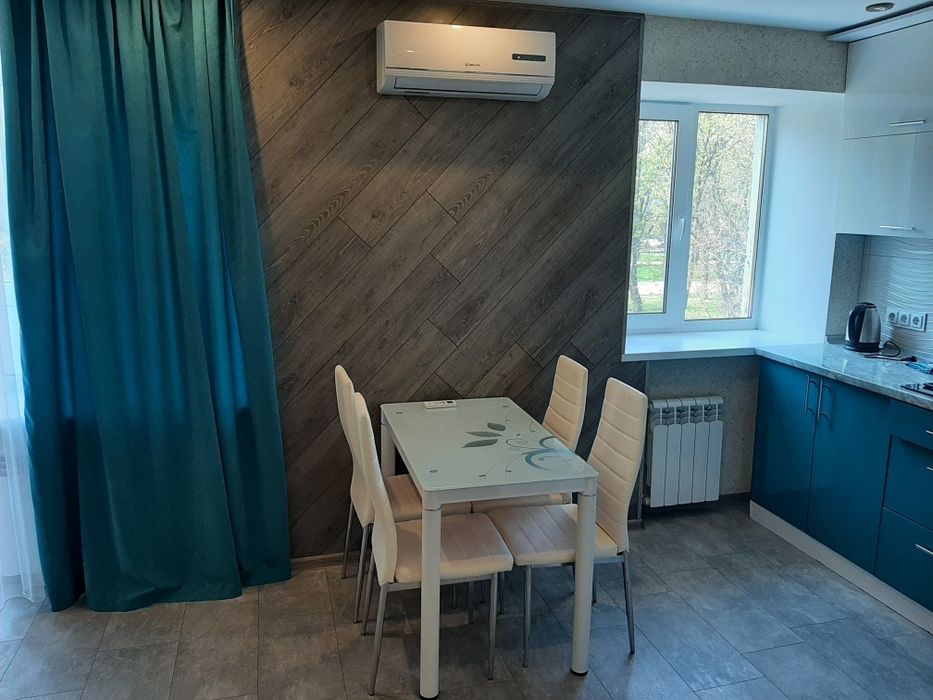 Аренда квартиры/житла  почасово и посуточно  Люкс центр