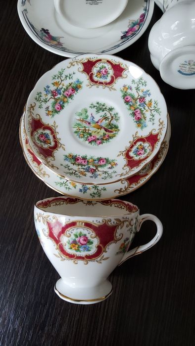 Чайна пара чашка, чайне тріо Royal Doulton Albert