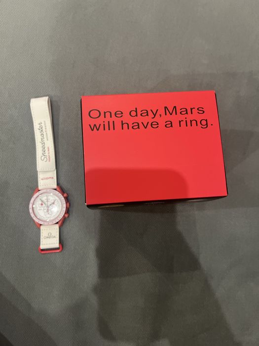 Relógio swatch x omega Mission to mars