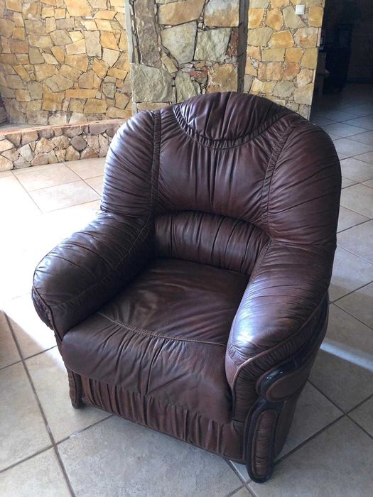 Sofás e mesa de centro, 320eu