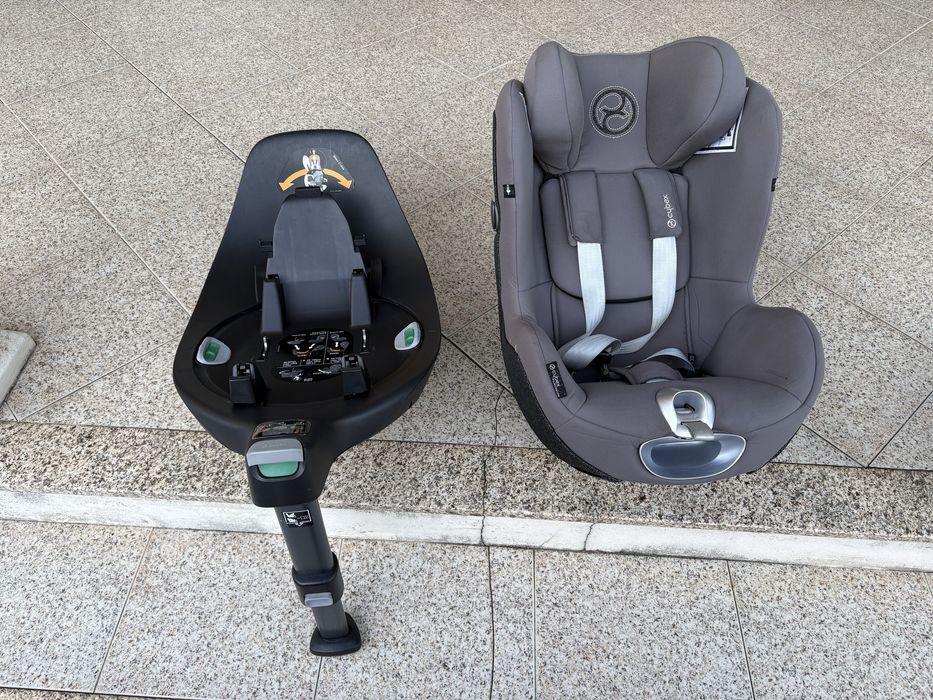 Cybex base ISOFIX T e Cadeira Sirona T i-size