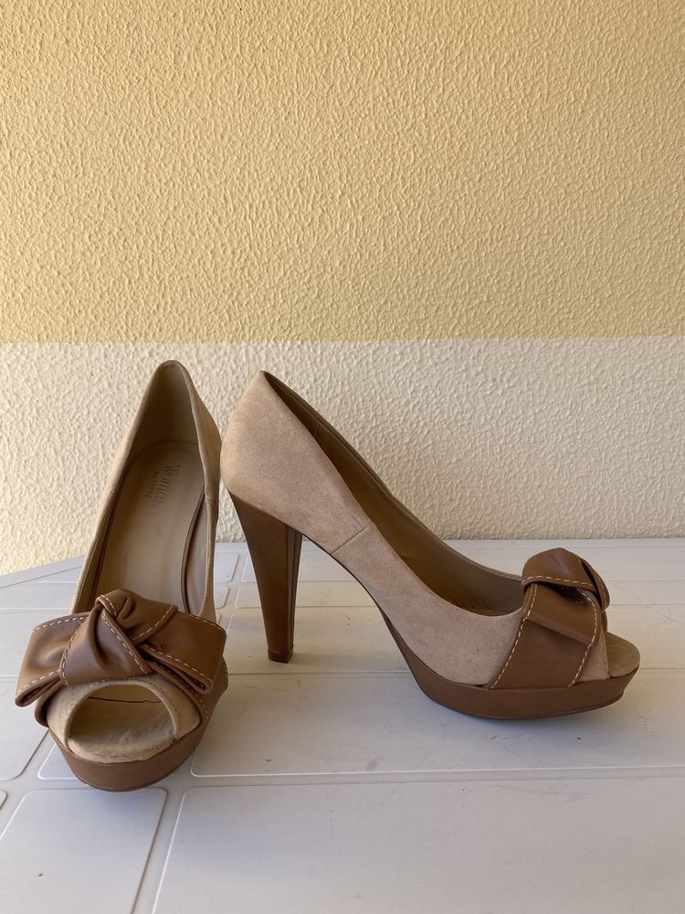 Sapatos de salto alto compensados 2025