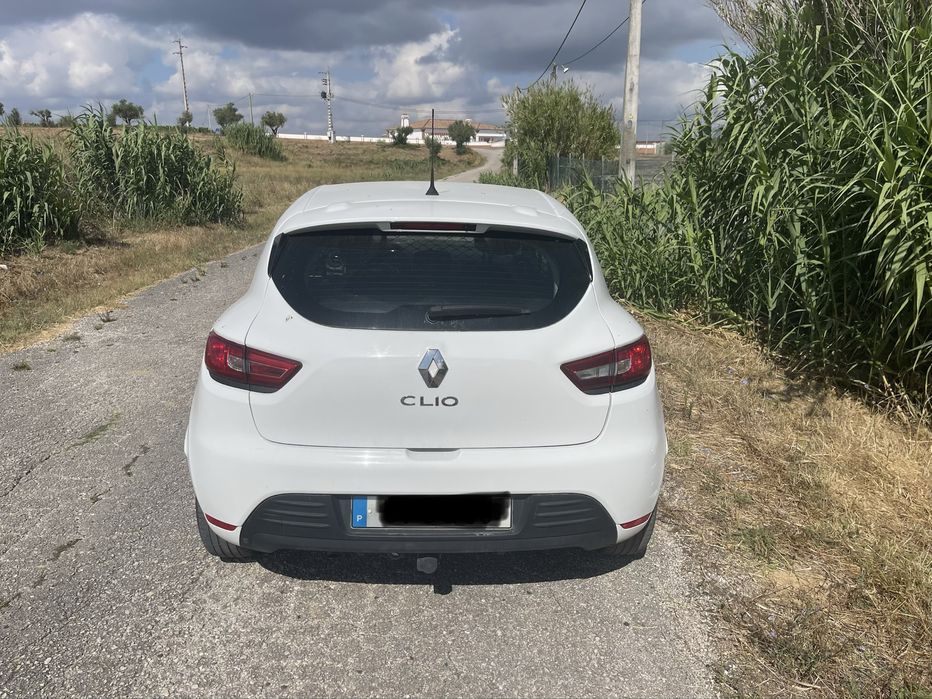 Renault clio zen comercial