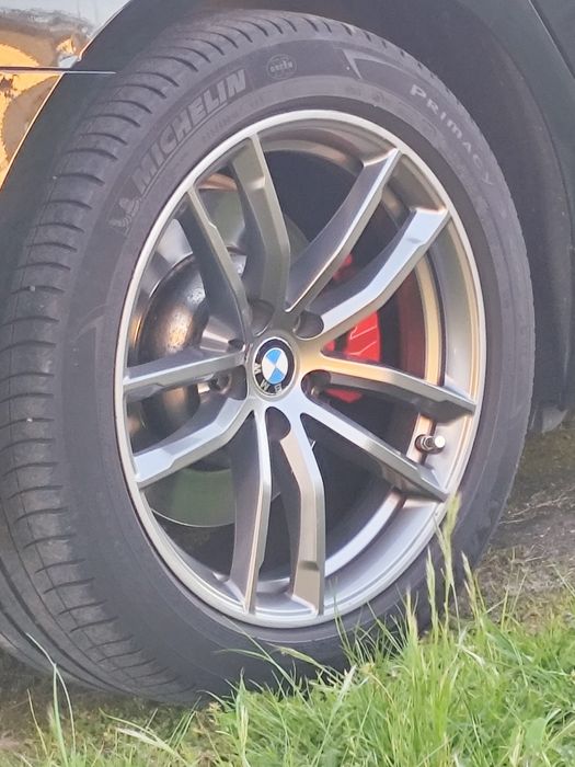 Jantes 18 pack M originais 5x112 ( com sensores de pressão e pneus)