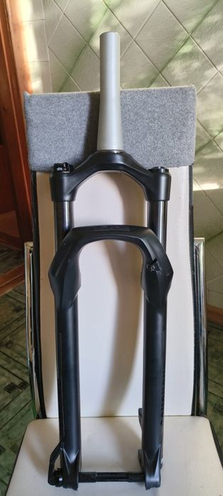Вилка RockShox Judy и колесо AlexRims 29"