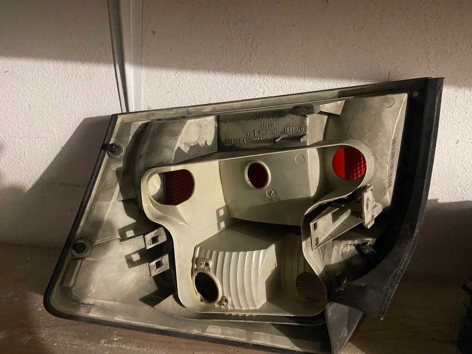 Farol de Audi A4