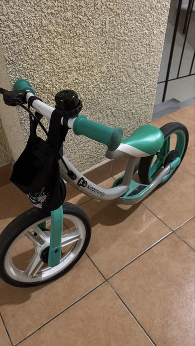 Велобіг Kinderkraft SPACE