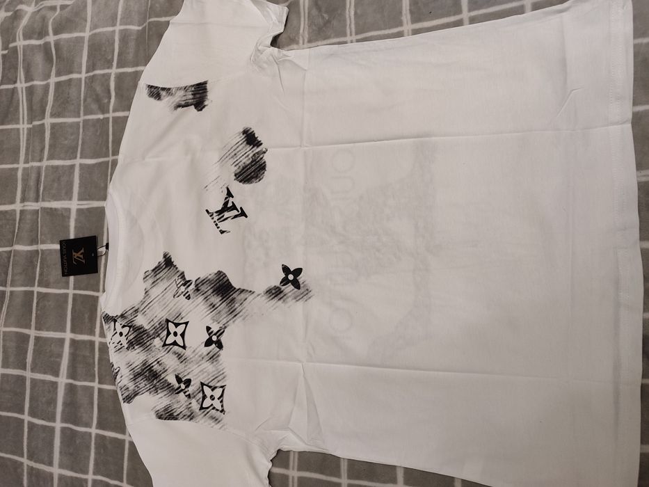 Футболка  Louis Vuitton р.M (L)